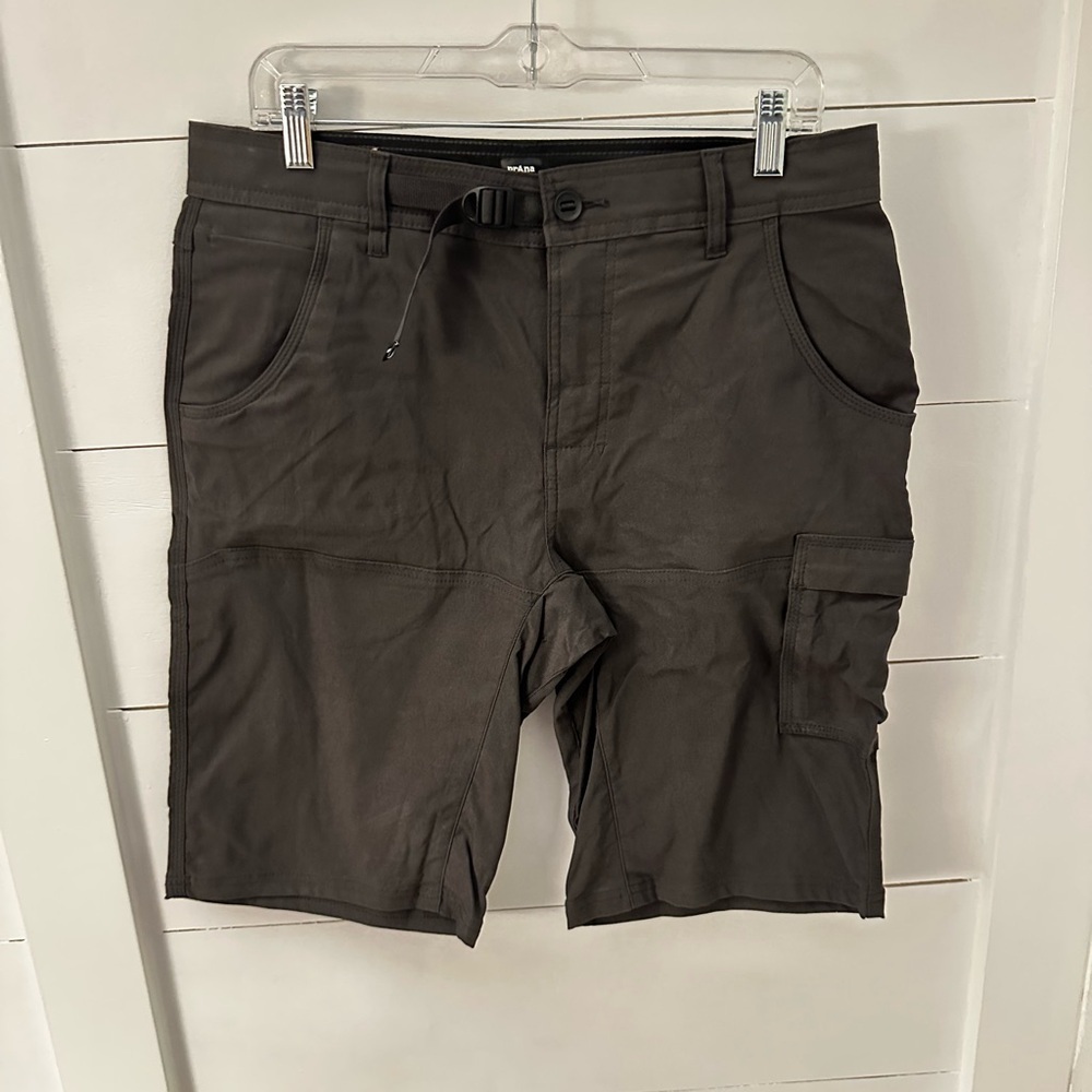 PRANA 12/32 grey workwear activewear woman mid length short casual minimalist